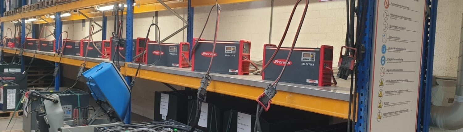 Acculaadstation tractiebatterijen