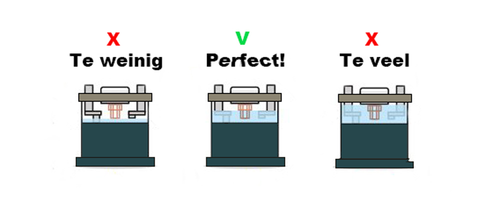 Indubatt_tractie-accu-water-goed-bijvullen